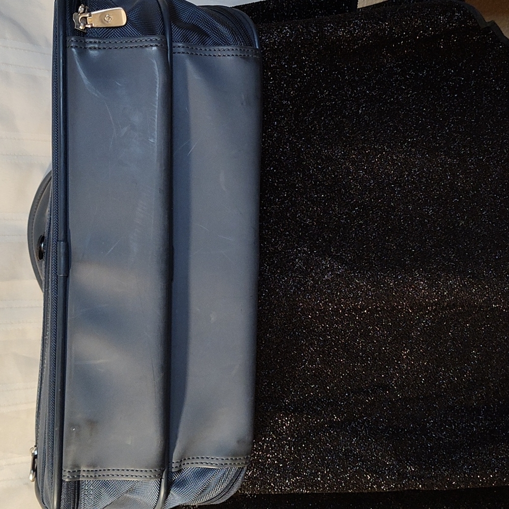 Samsonite Travel Bag - Picture 9 of 9